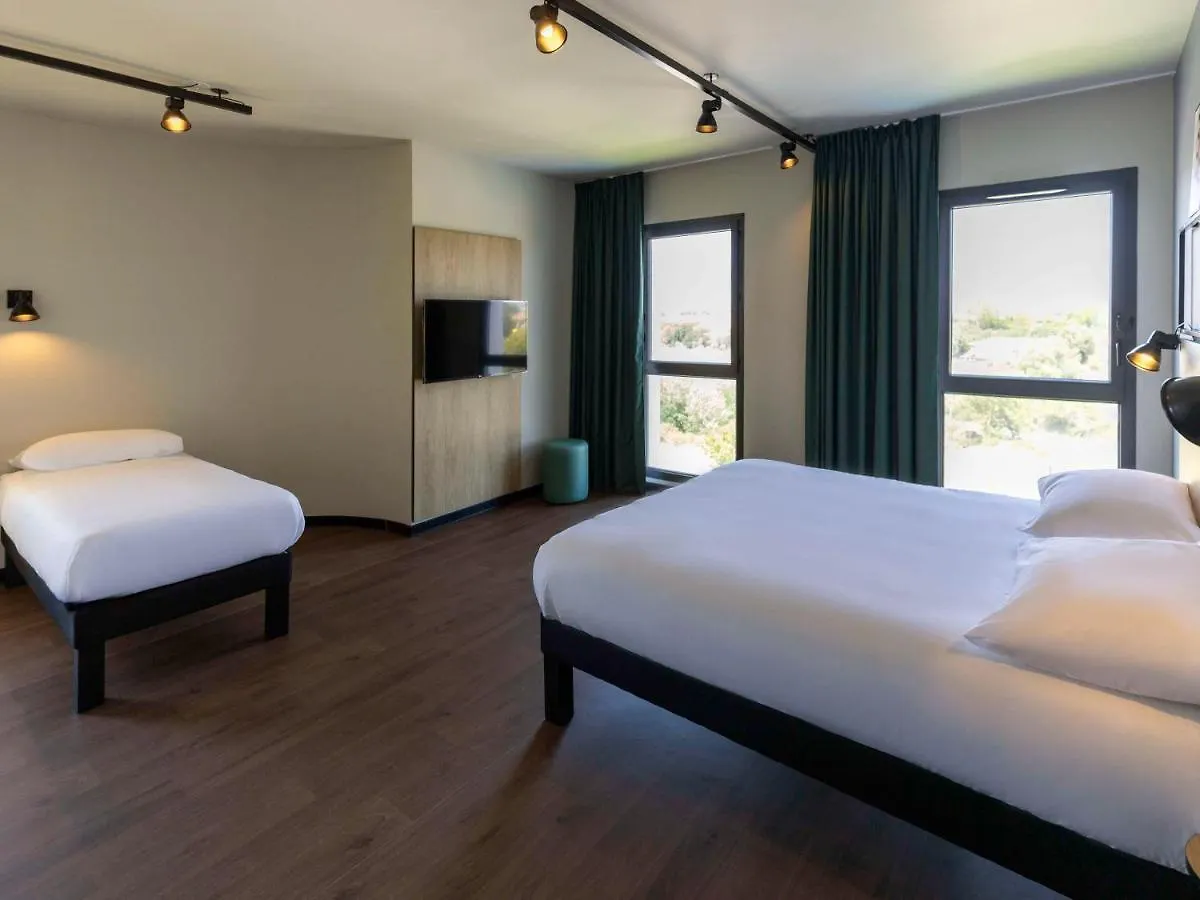 Hotel Ibis Marseille Marignane Technopole 3*,  France