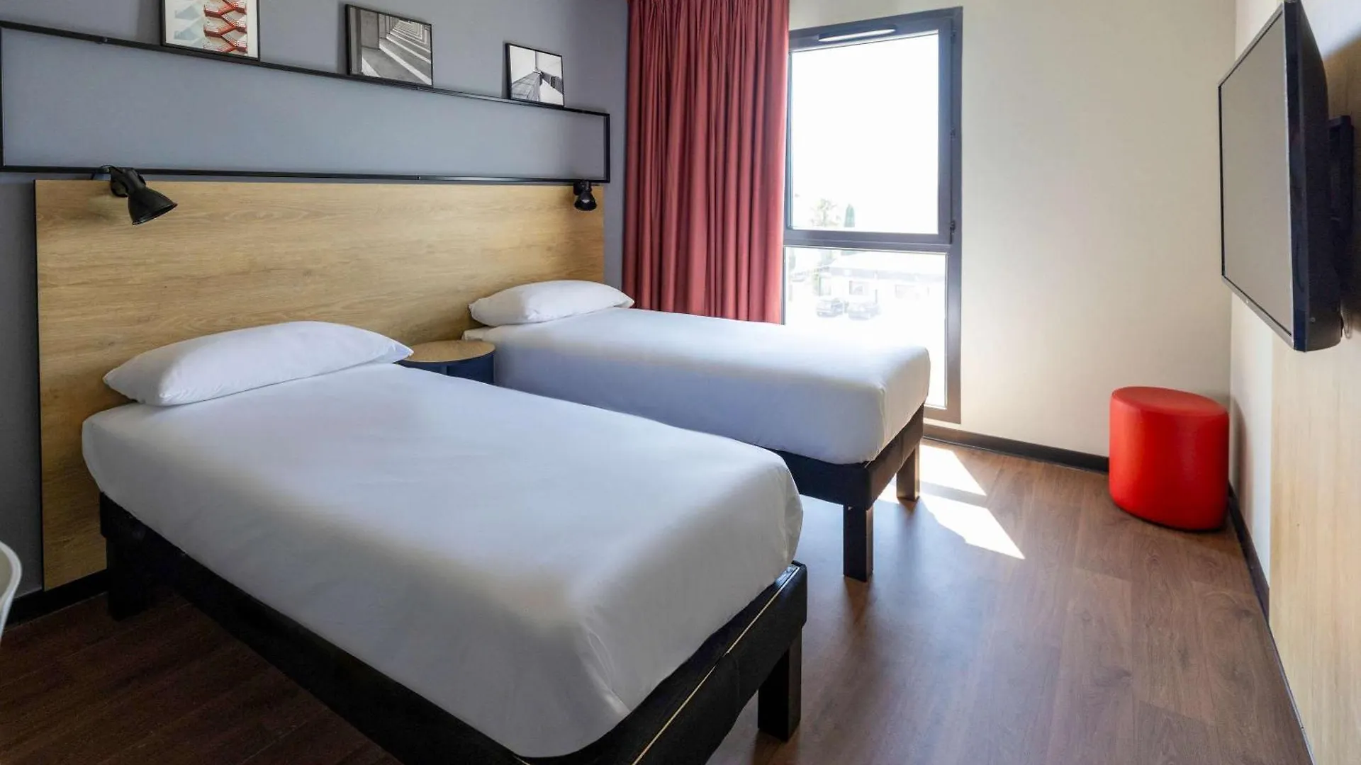 Hotel Ibis Marseille Marignane Technopole 3*,